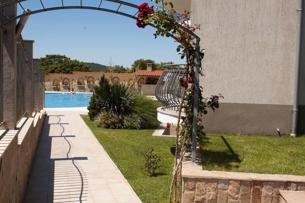Gardenia Vacation Settlement Aparthotel Sozopol Exterior foto